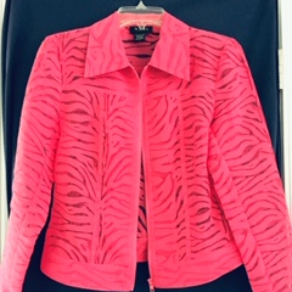 Lace Jacket - Picture 2 of 5